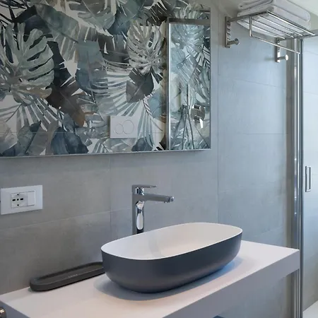 Laurin Hotel 3*