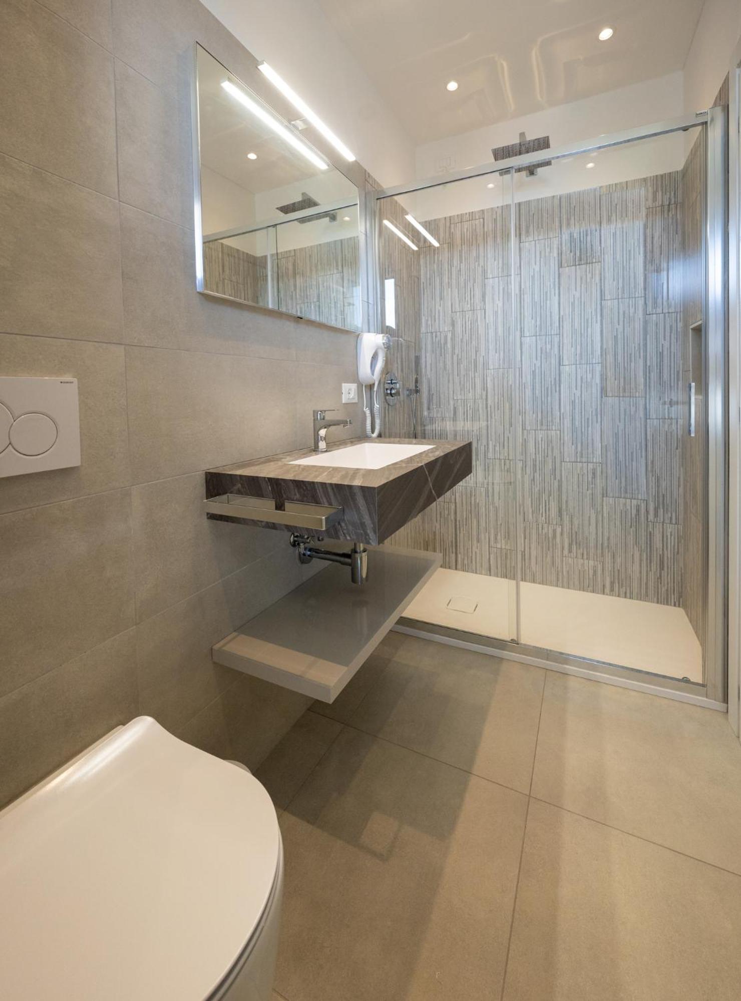 Laurin Hotel 3*